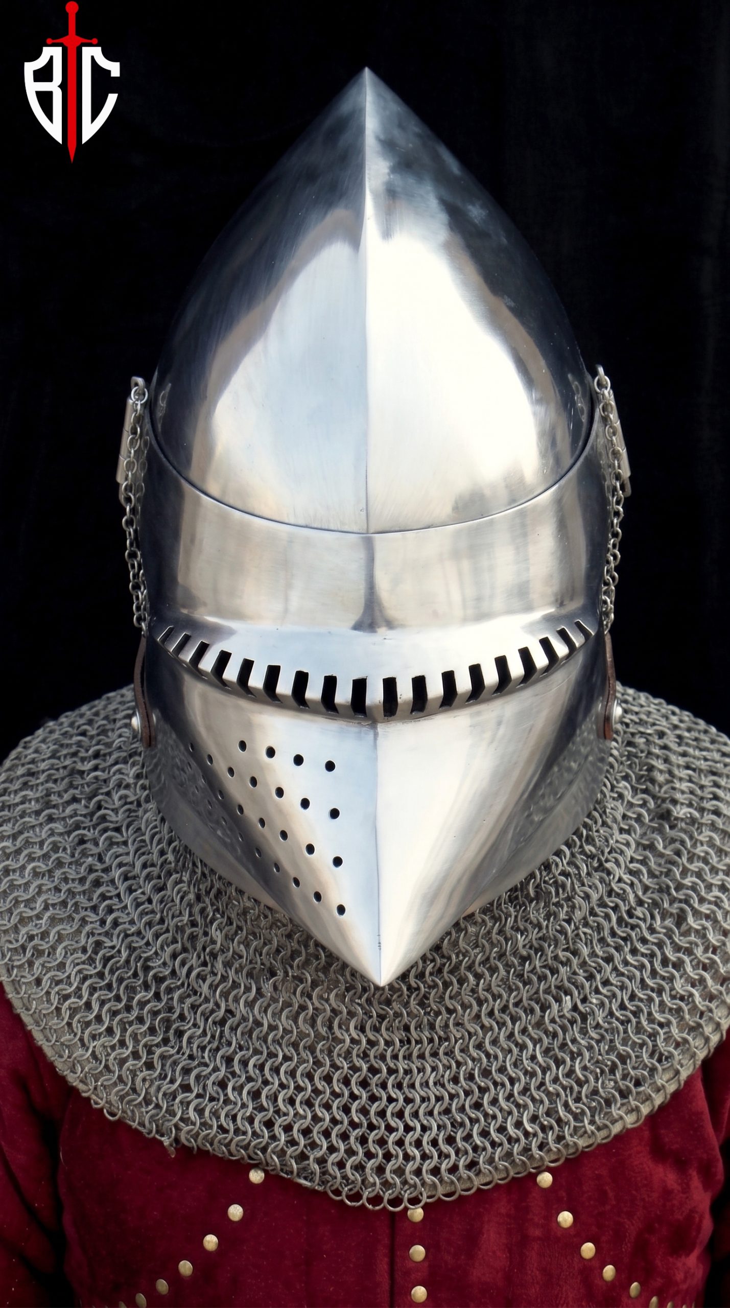 Pig Face Bascinet Helmet Steel Combat Helmet with Chainmail Aventail for Buhurt & SCA